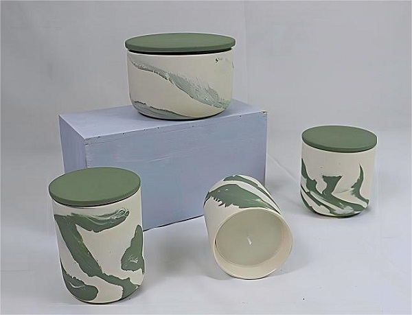 Barattoli per candele in ceramica marmorizzata verde naturale: l'arte artigianale incontra i colori della natura: una vittoria per gli appassionati di casa e i partner B2B